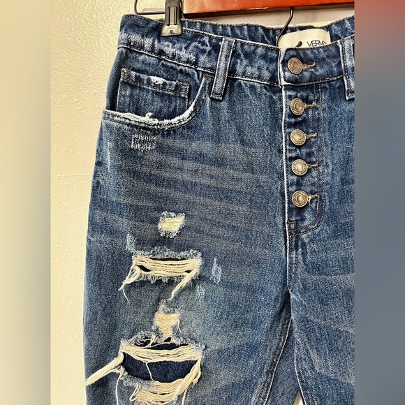 VERVET Super Distressed Boyfriend Straight Jean - Size 27 - Picture 5 of 11